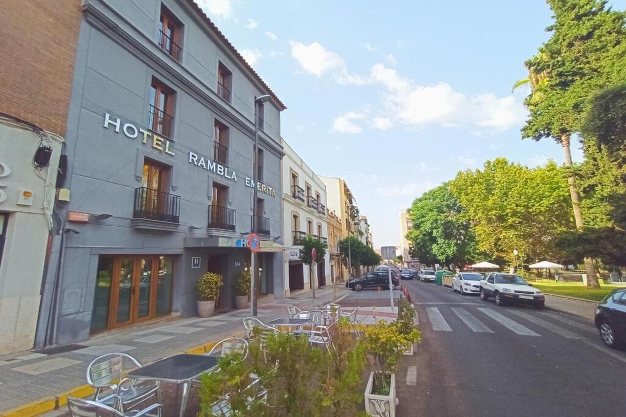 Hotel Rambla Emerita, Centro Ciudad Merida Bagian luar foto