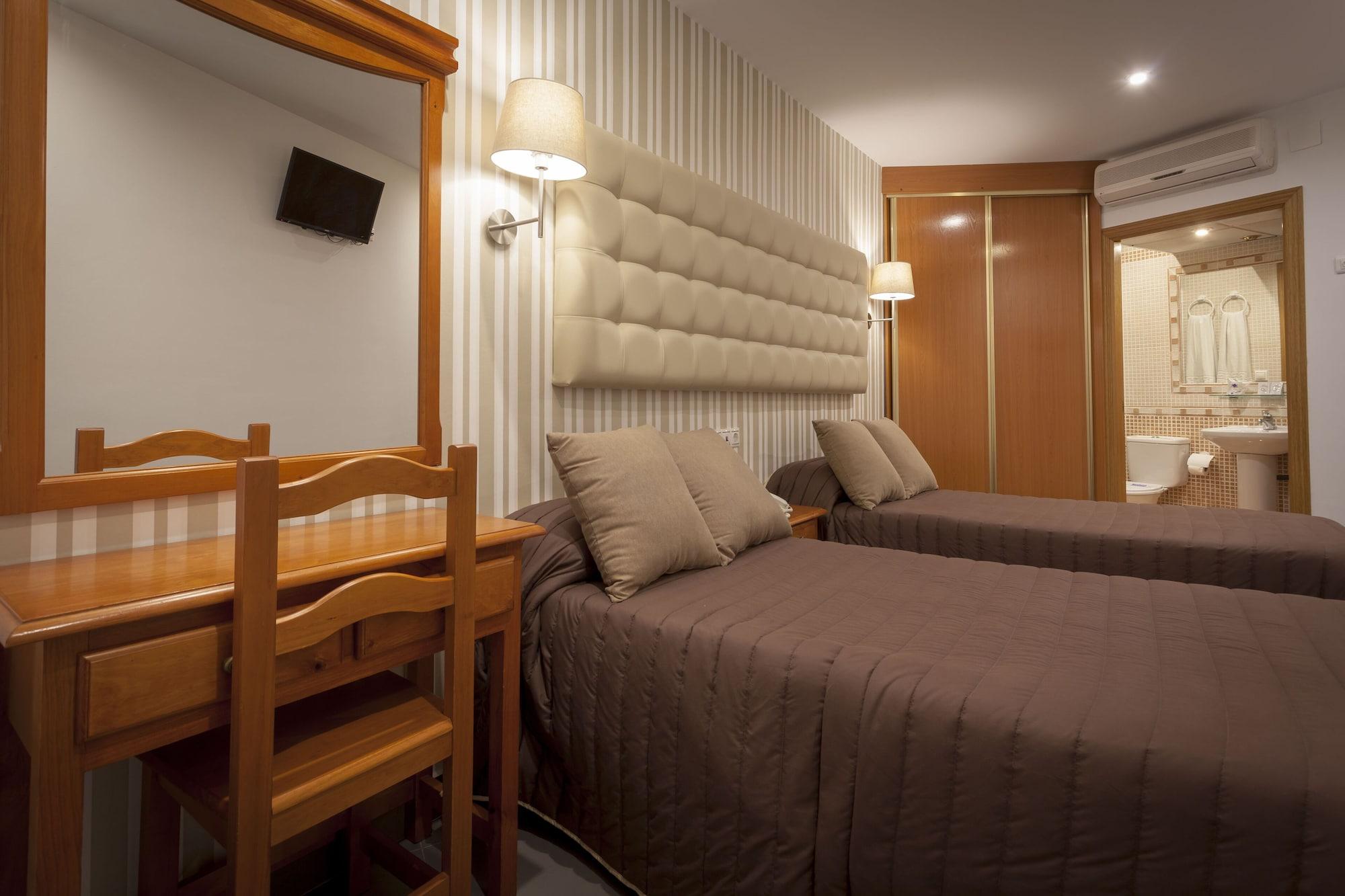 Hotel Rambla Emerita, Centro Ciudad Merida Bagian luar foto