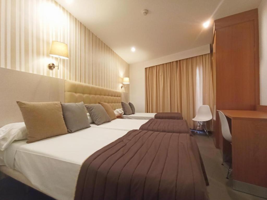 Hotel Rambla Emerita, Centro Ciudad Merida Bagian luar foto