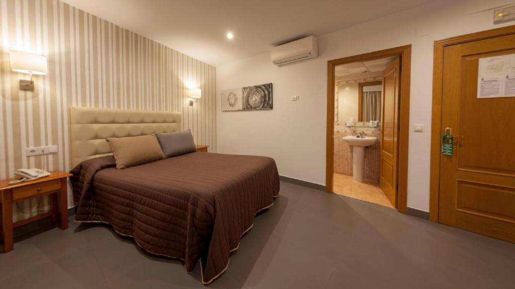 Hotel Rambla Emerita, Centro Ciudad Merida Bagian luar foto