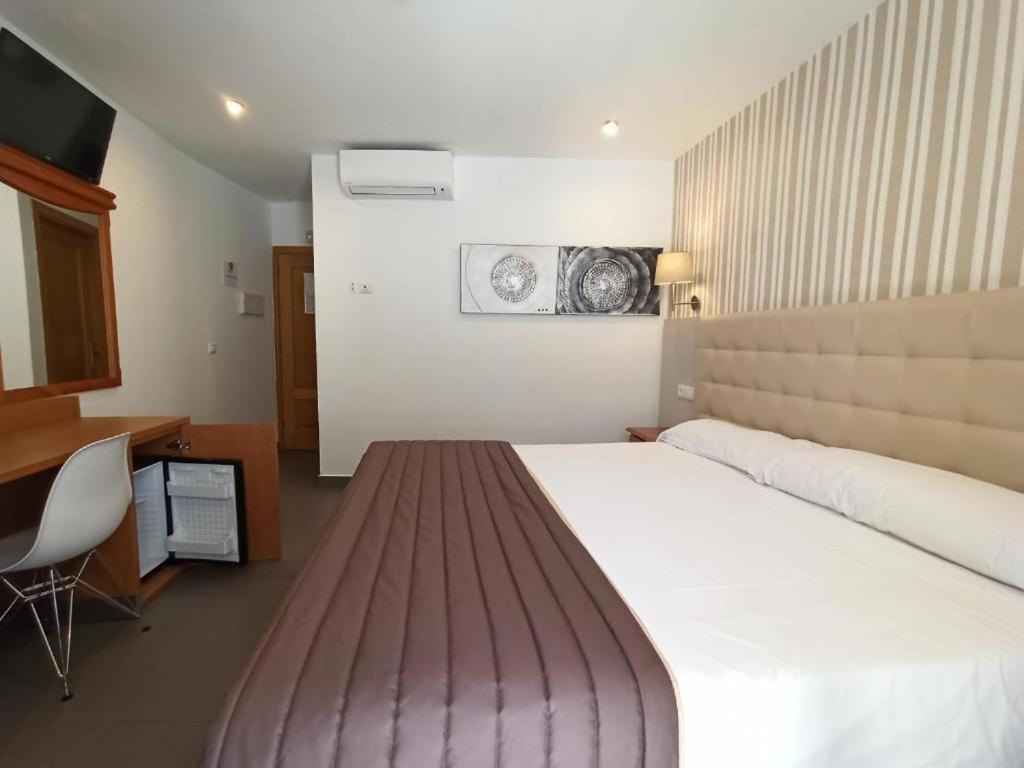 Hotel Rambla Emerita, Centro Ciudad Merida Bagian luar foto