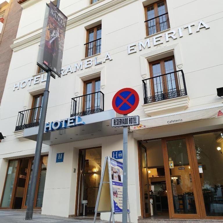 Hotel Rambla Emerita, Centro Ciudad Merida Bagian luar foto