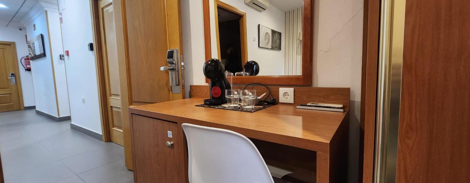 Hotel Rambla Emerita, Centro Ciudad Merida Bagian luar foto