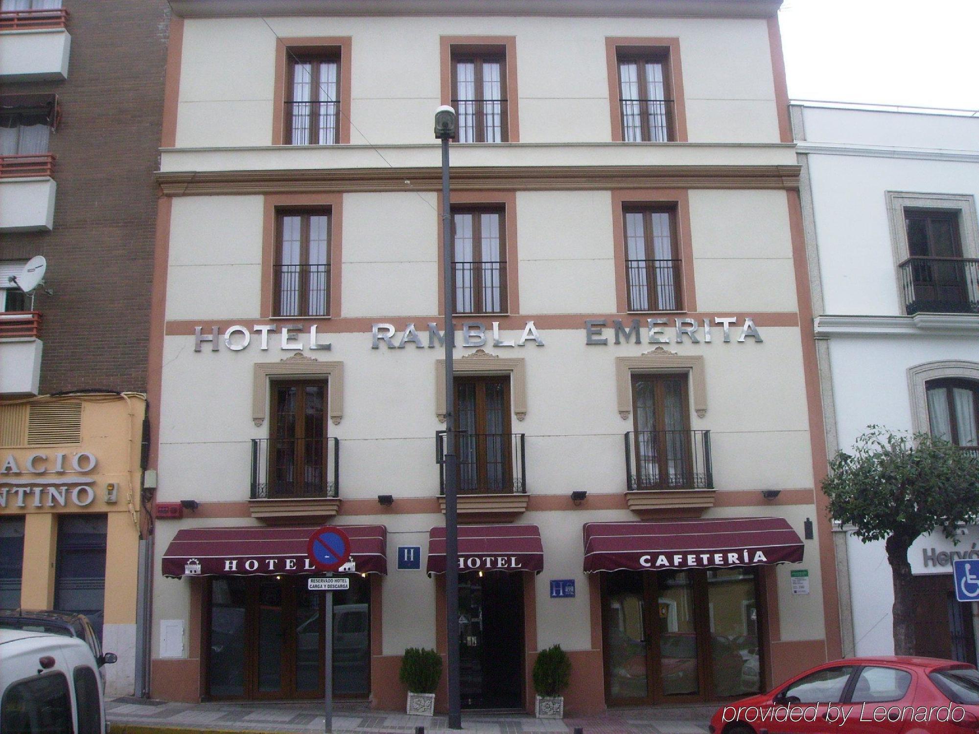 Hotel Rambla Emerita, Centro Ciudad Merida Bagian luar foto